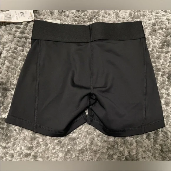 NWT Adidas TF 3" Volleyball Shorts XS - Picture 3 of 5